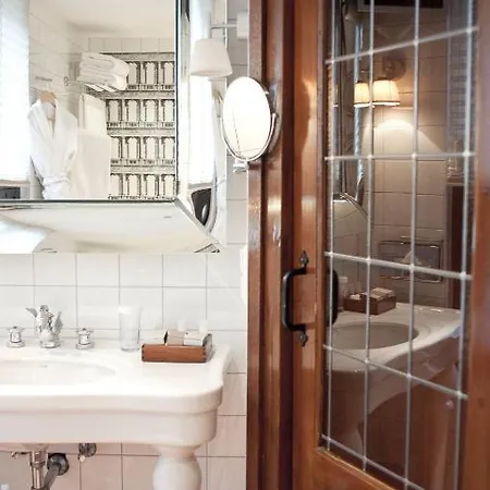 De Beukenhof Luxury Vintage - Oegstgeest-leiden 4* ליידן